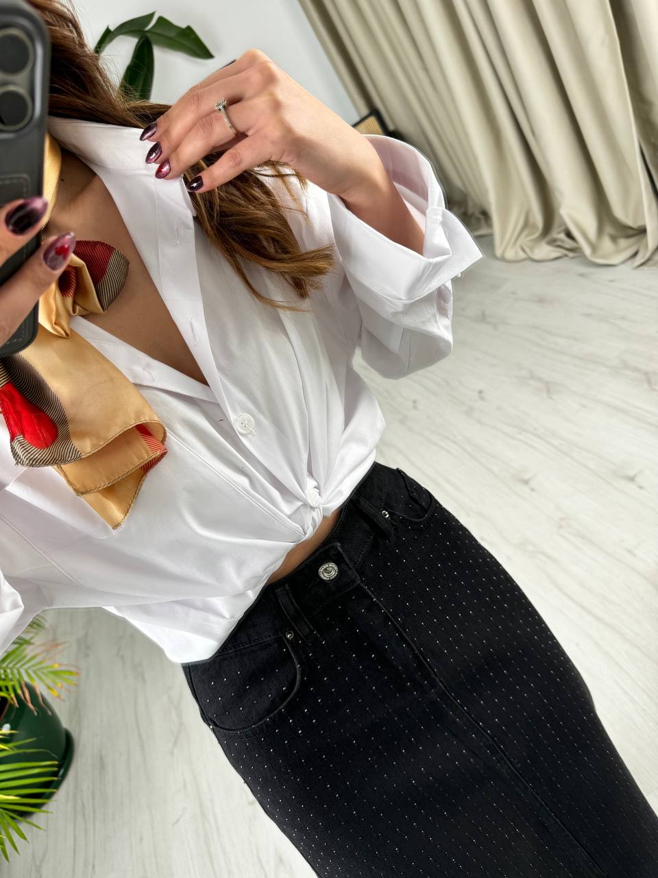 Siyah%20Minimal%20Taş%20Detaylı%20Jean%20Etek