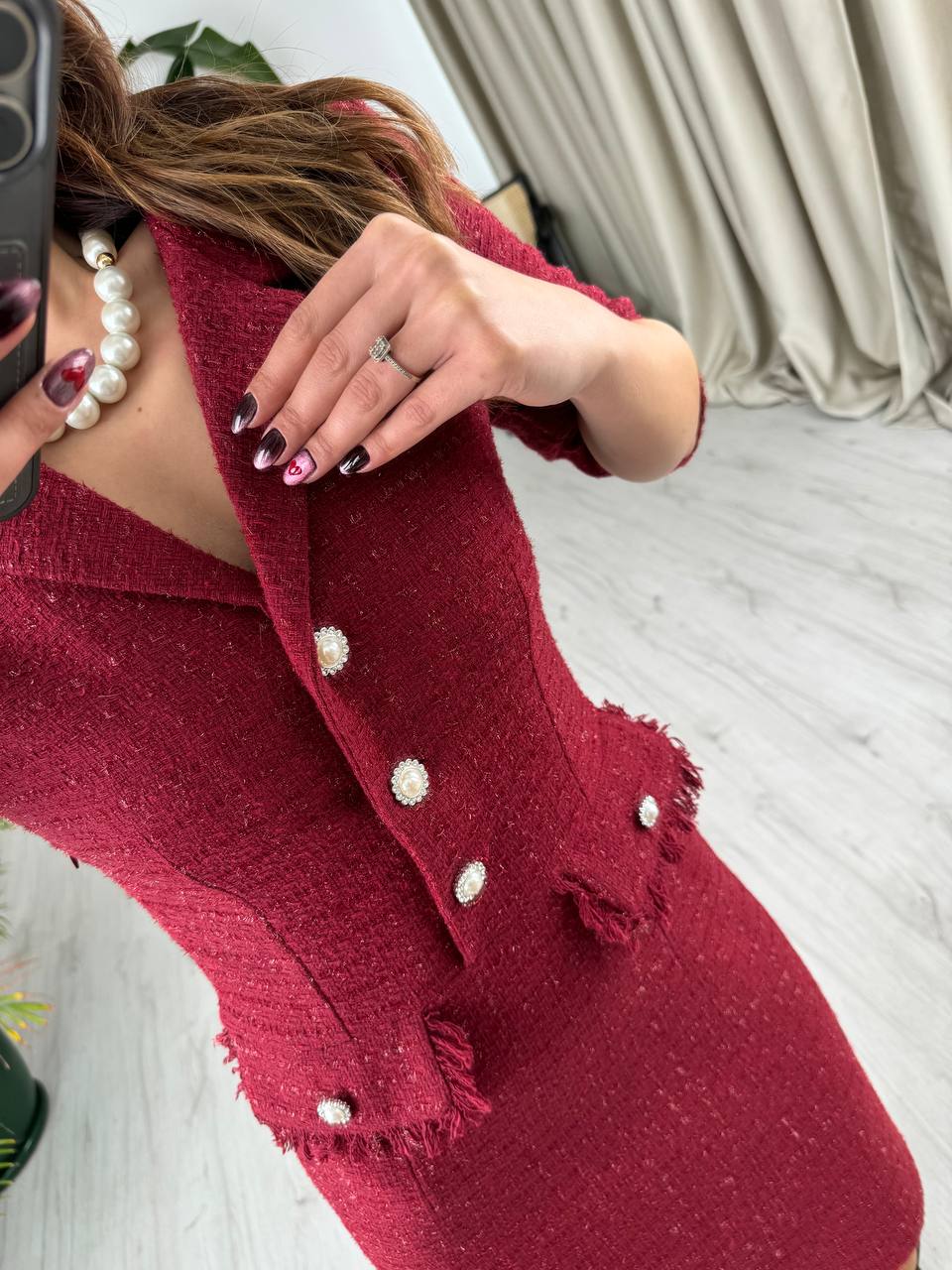 Bordo%20İnci%20Düğmeli%20Tuvid%20Kumaş%20Elbise
