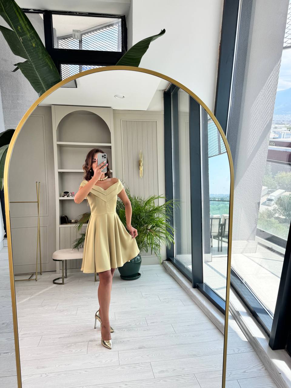 Tasarım%20Yağ%20Yeşili%20Yaka%20Detay%20Lüks%20Kalite%20Saten%20Elbise