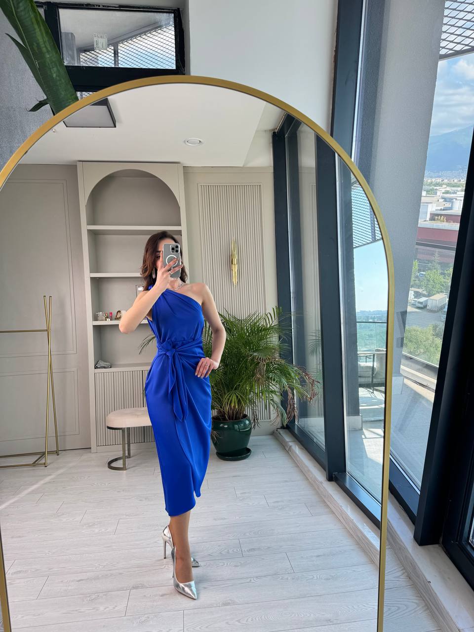 Saks%20Mavi%20Tek%20Kol%20Tok%20Saten%20Maria%20Elbise