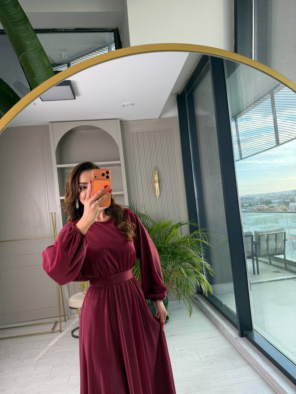 Bordo%20Işıltılı%20Full%20Astarlı%20Maxi%20Boy%20Kuşaklı%20Elbise