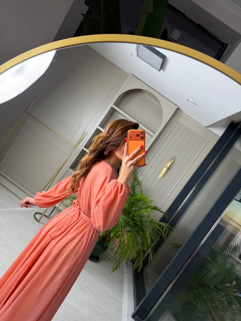 Yavruağzı%20Işıltılı%20Full%20Astarlı%20Maxi%20Boy%20Kuşaklı%20Elbise