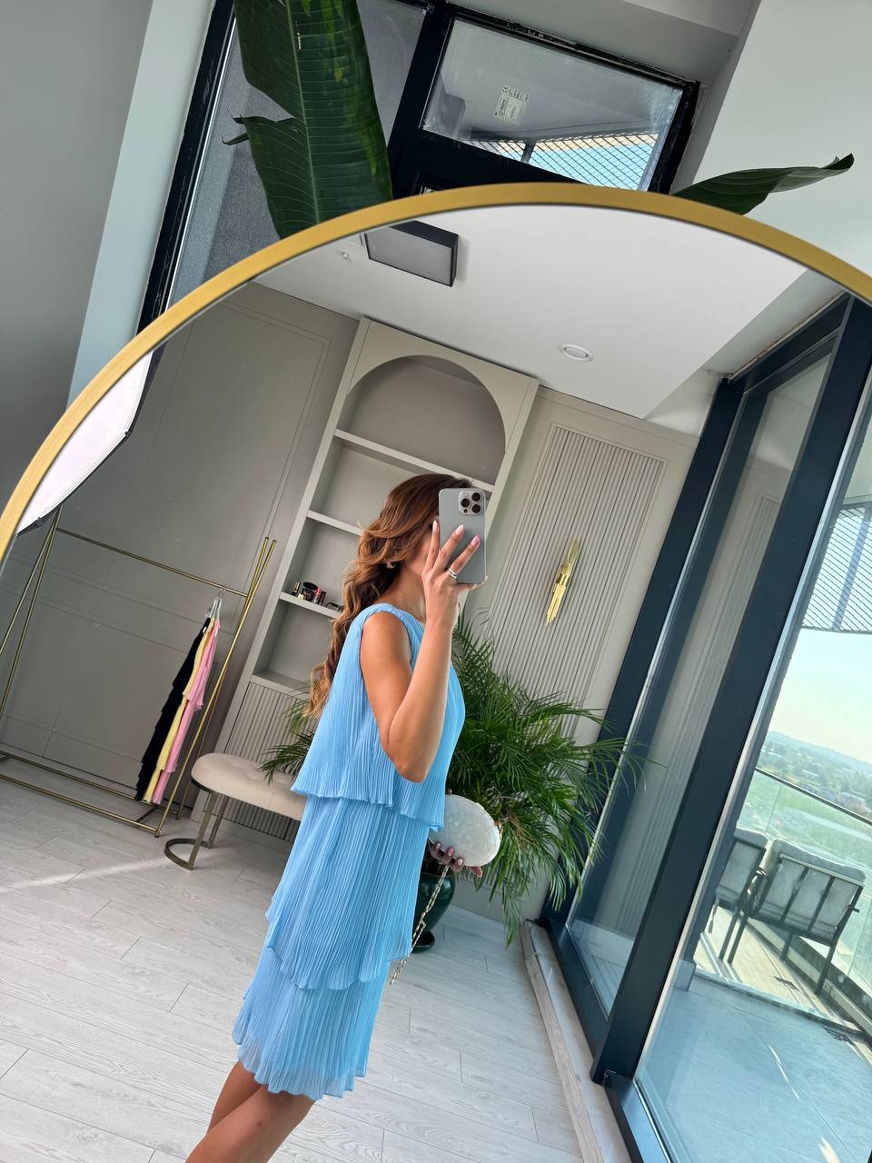 Mavi%20Tek%20Kol%20İnce%20Piliseli%20Astarlı%20Şifon%20Elbise