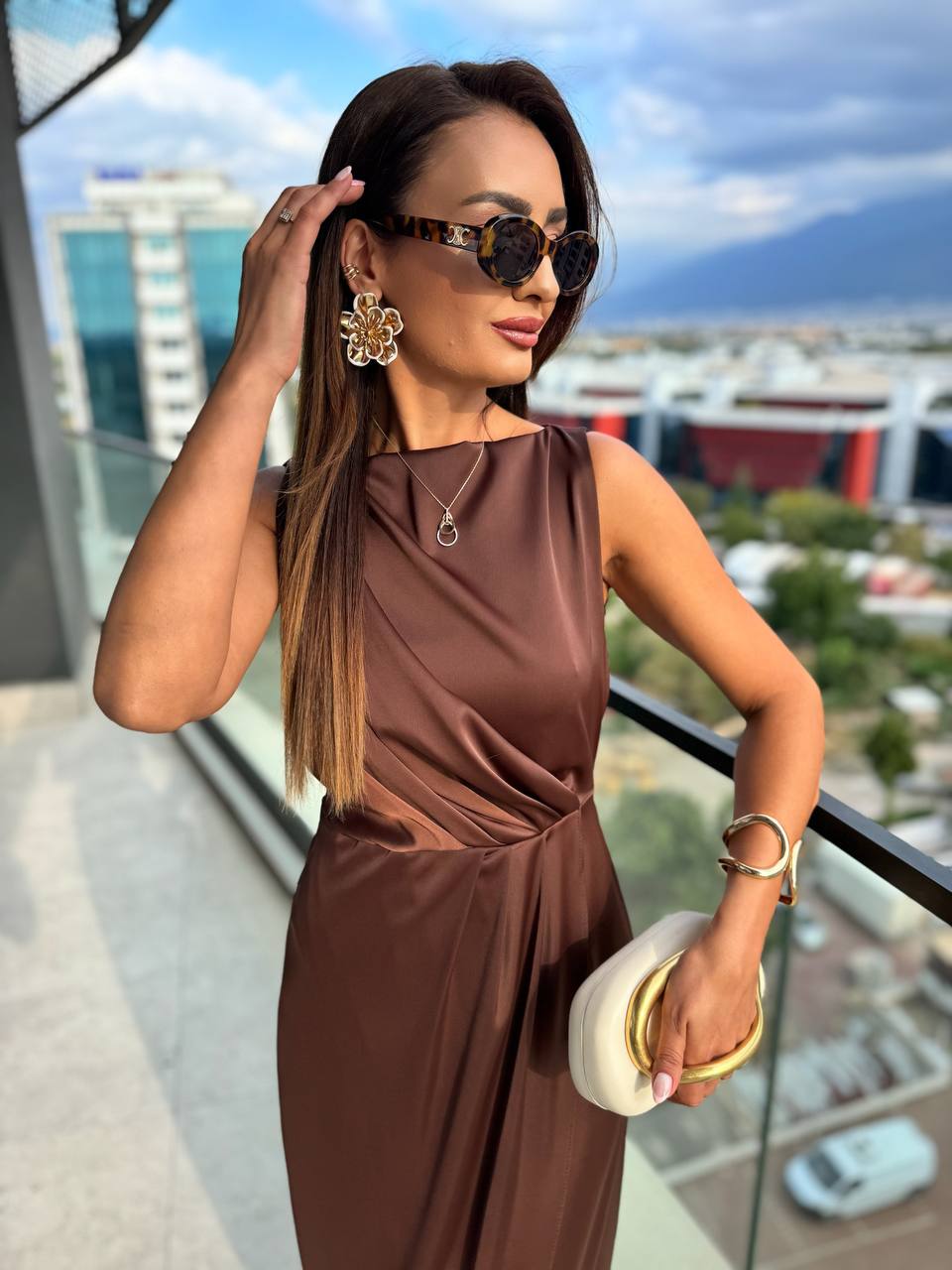 Kahverengi%20İthal%20Tok%20Saten%20Zara%20Model%20Elbise