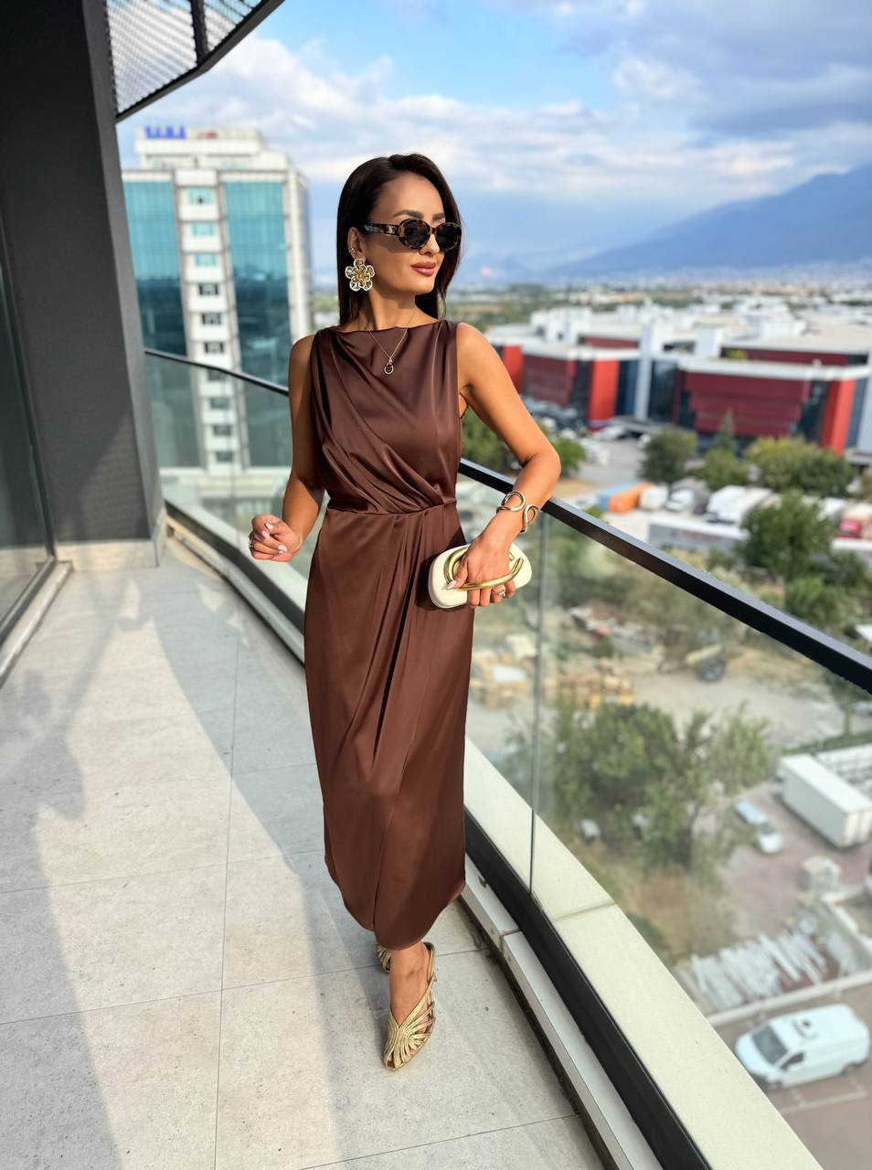 Kahverengi%20İthal%20Tok%20Saten%20Zara%20Model%20Elbise