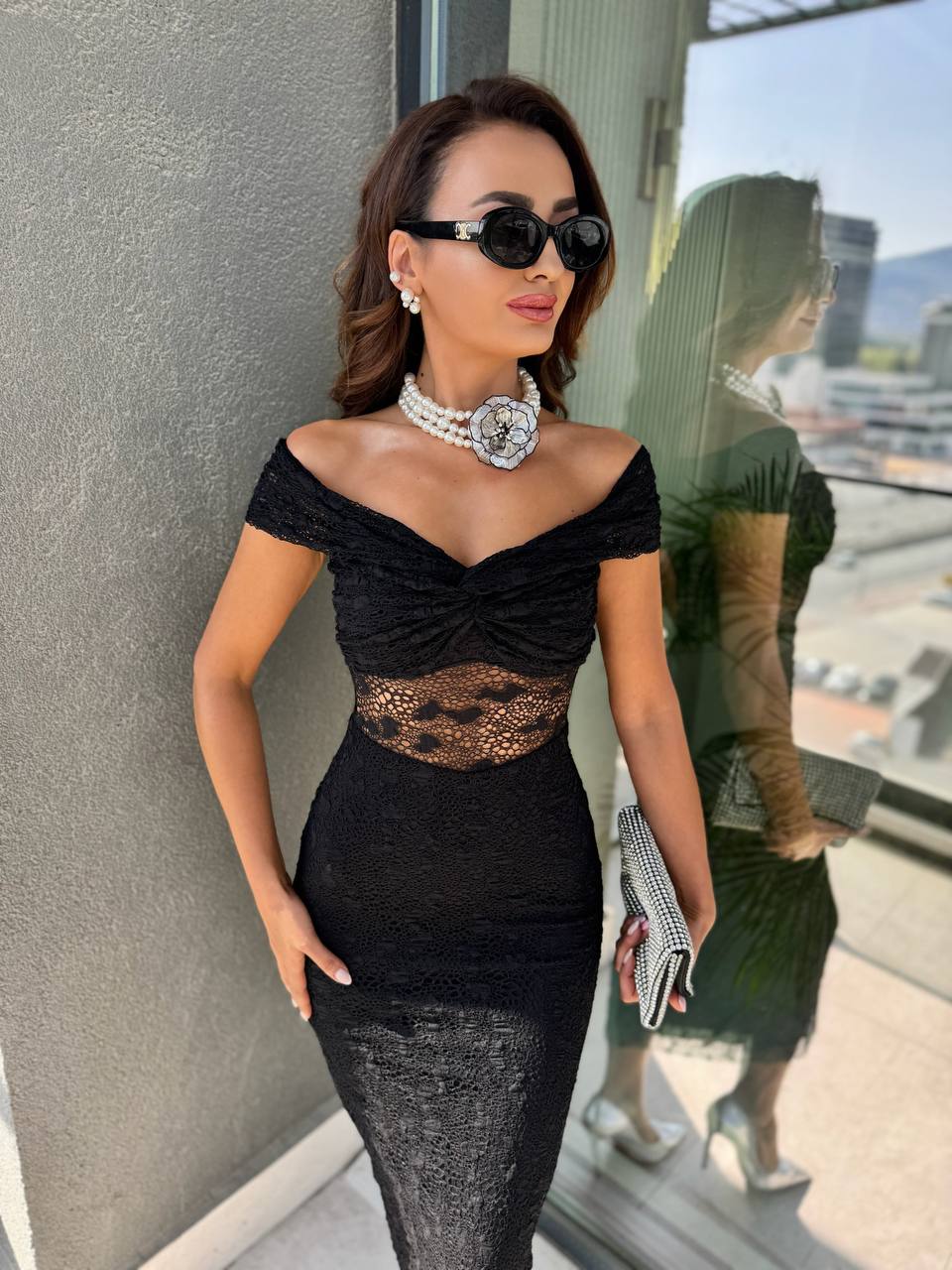 Tasarım%20Kayık%20Yaka%20Astarlı%20Likralı%20Dantel%20Elbise