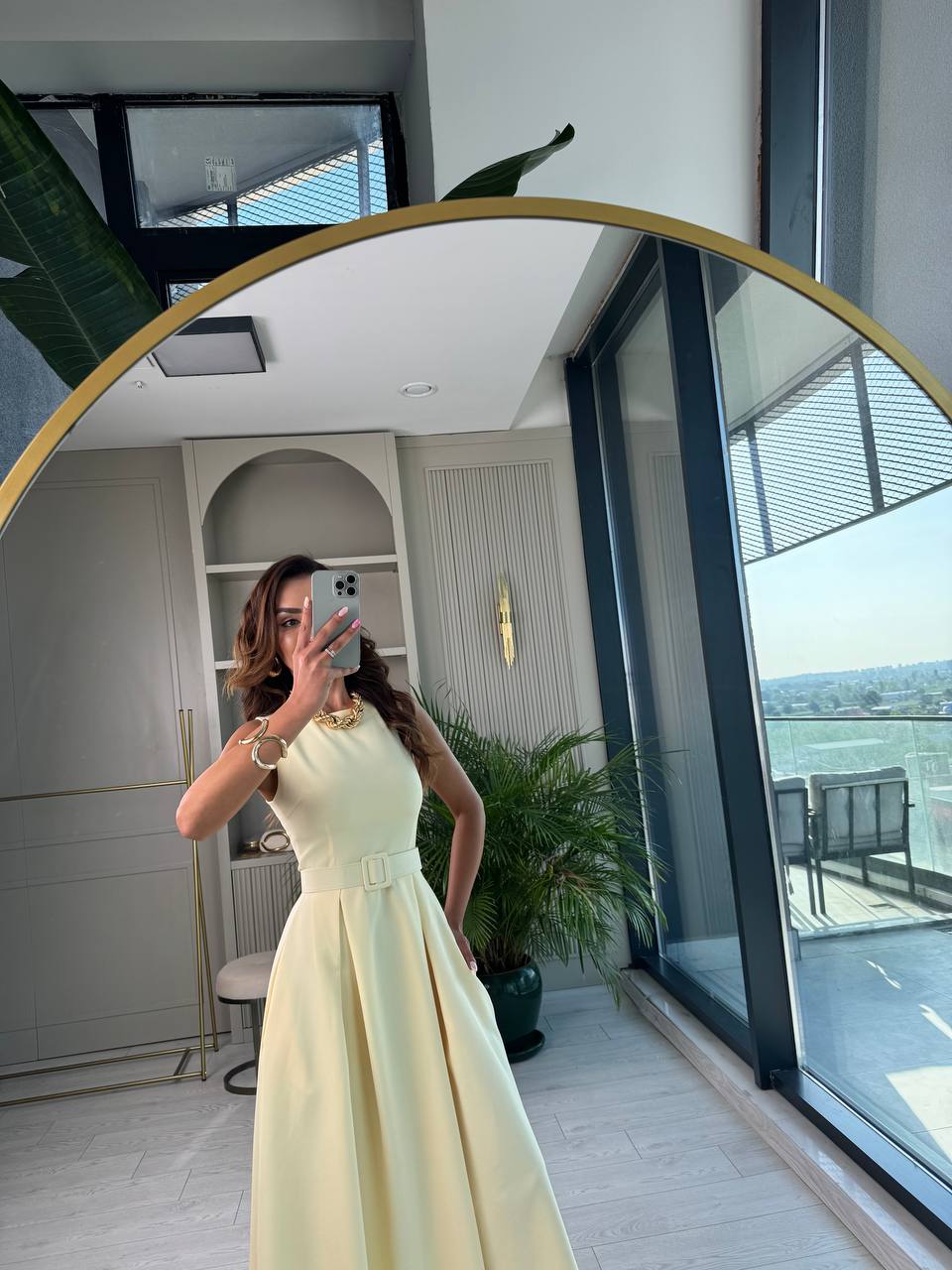 Sarı%20Kemerli%20Cepli%20Atlas%20Kumaş%20Elbise