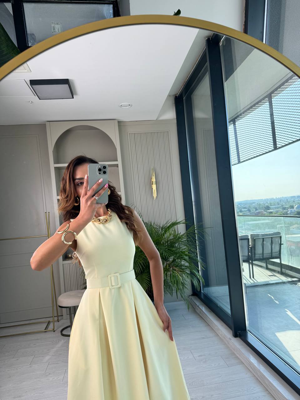 Sarı%20Kemerli%20Cepli%20Atlas%20Kumaş%20Elbise