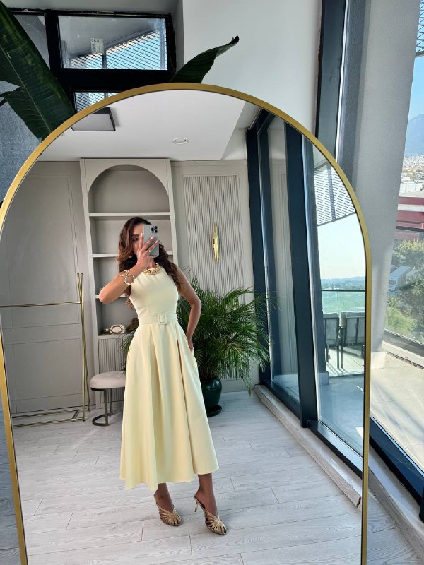 Sarı%20Kemerli%20Cepli%20Atlas%20Kumaş%20Elbise