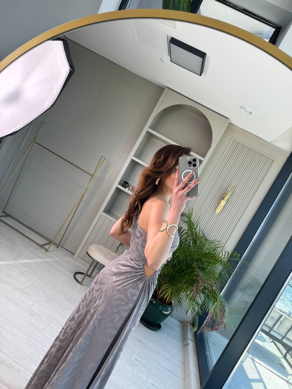 Tasarım%20Gri%20Jakarlı%20Saten%20Bel%20Detay%20Elbise
