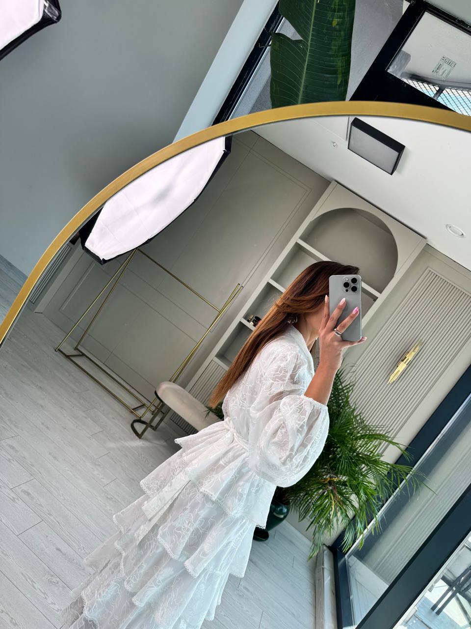 Tasarım%20Beyaz%20Eteği%20Kat%20Kat%20Astarlı%20Elbise