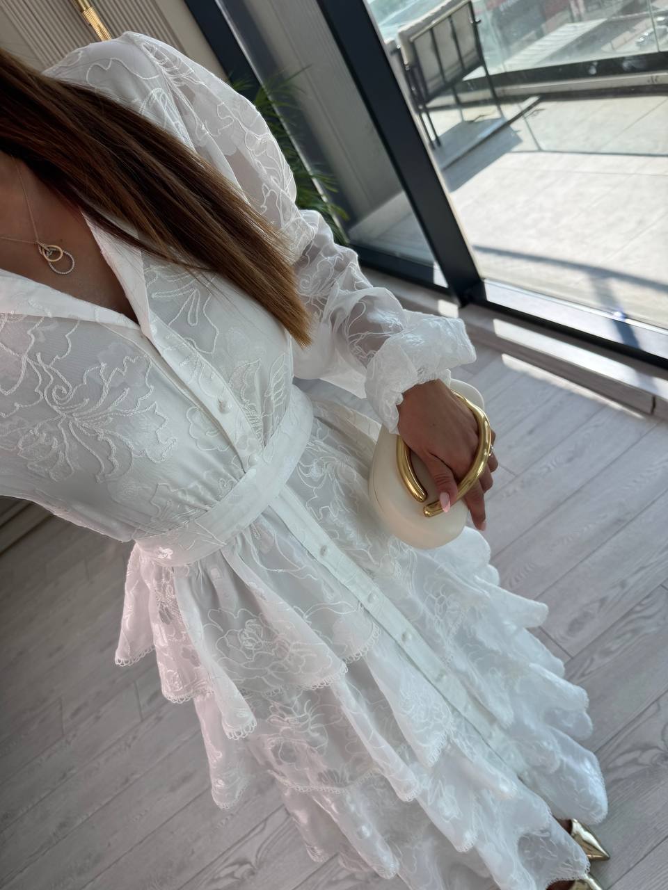 Tasarım%20Beyaz%20Eteği%20Kat%20Kat%20Astarlı%20Elbise