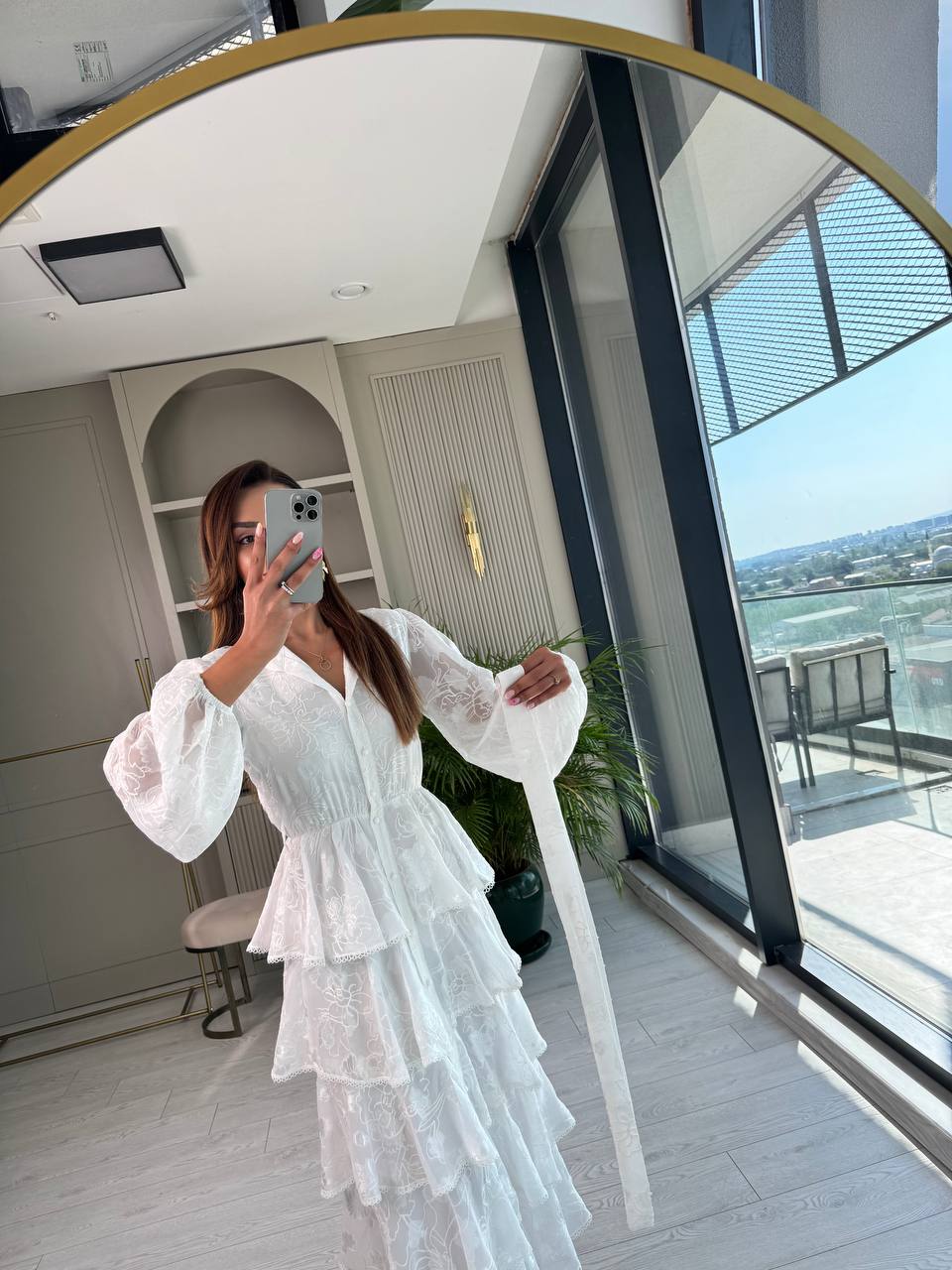 Tasarım%20Beyaz%20Eteği%20Kat%20Kat%20Astarlı%20Elbise