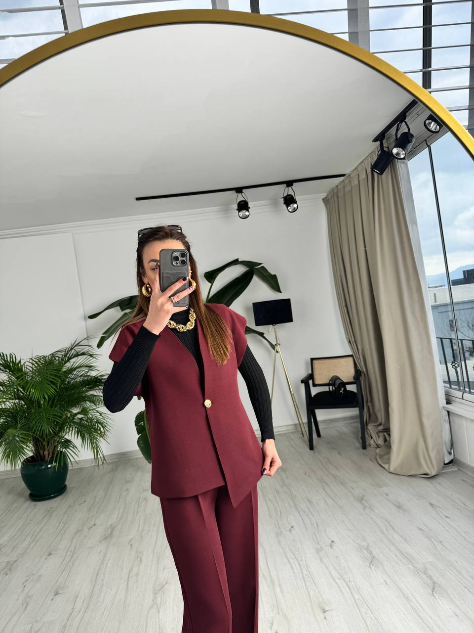 Bordo%20Tok%20Krep%20Kumaş%20Gold%20Düğme%20Ceket%20Pantolon%20Takım