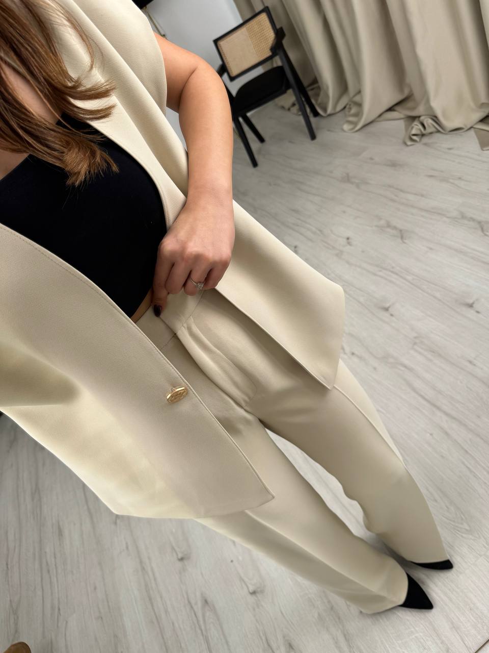 Taş%20Rengi%20Tok%20Krep%20Kumaş%20Gold%20Düğme%20Ceket%20Pantolon%20Takım