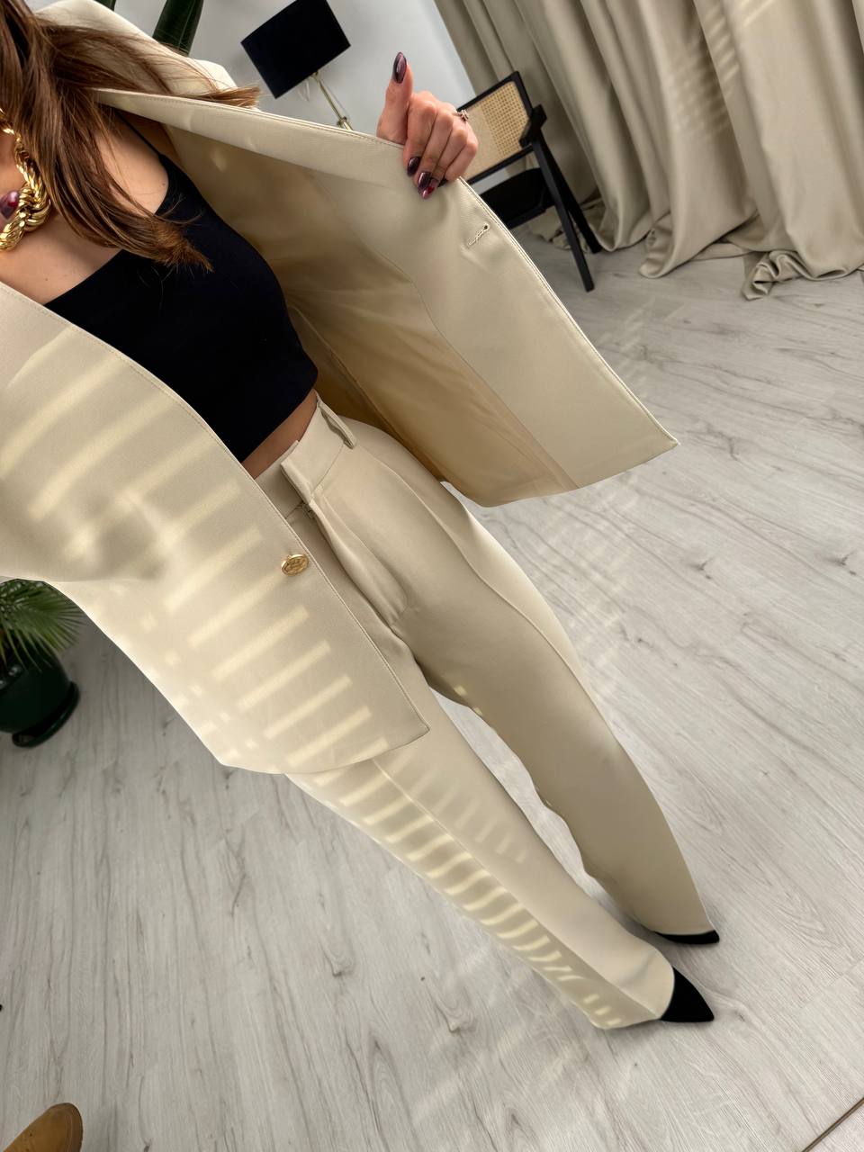 Taş%20Rengi%20Tok%20Krep%20Kumaş%20Gold%20Düğme%20Ceket%20Pantolon%20Takım