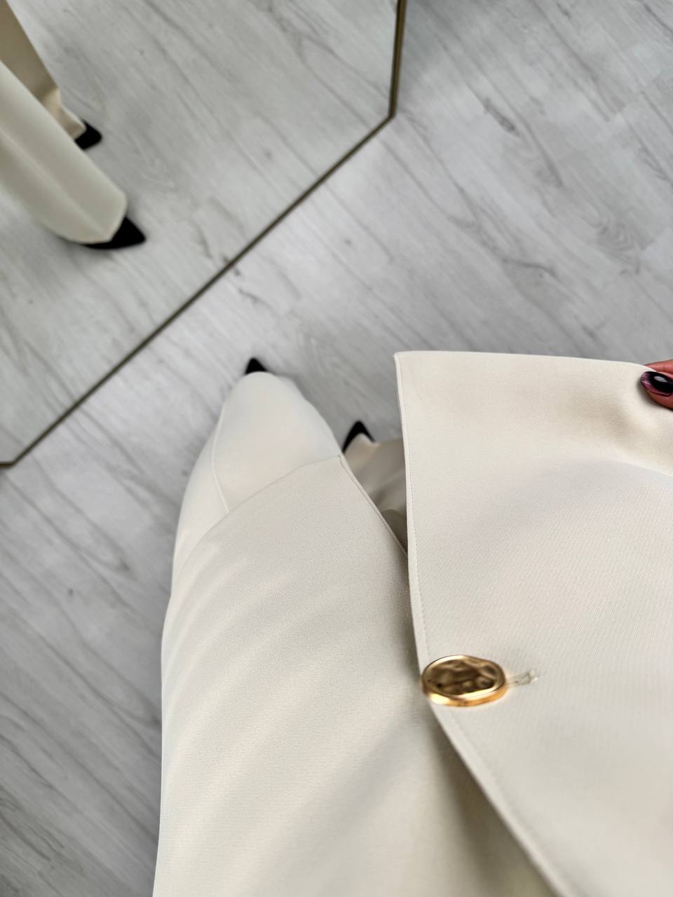Taş%20Rengi%20Tok%20Krep%20Kumaş%20Gold%20Düğme%20Ceket%20Pantolon%20Takım