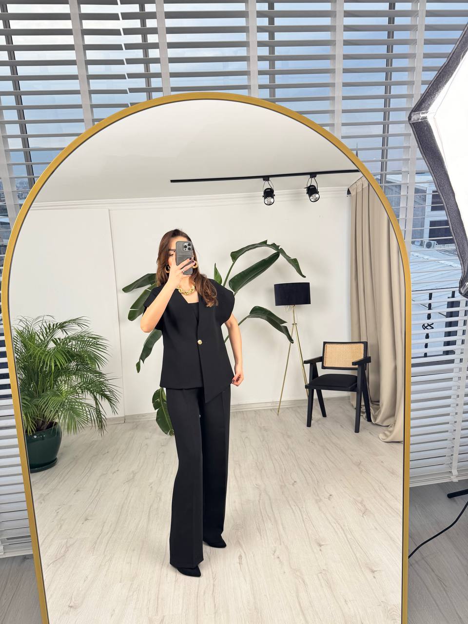 Siyah%20Tok%20Krep%20Kumaş%20Gold%20Düğme%20Ceket%20Pantolon%20Takım