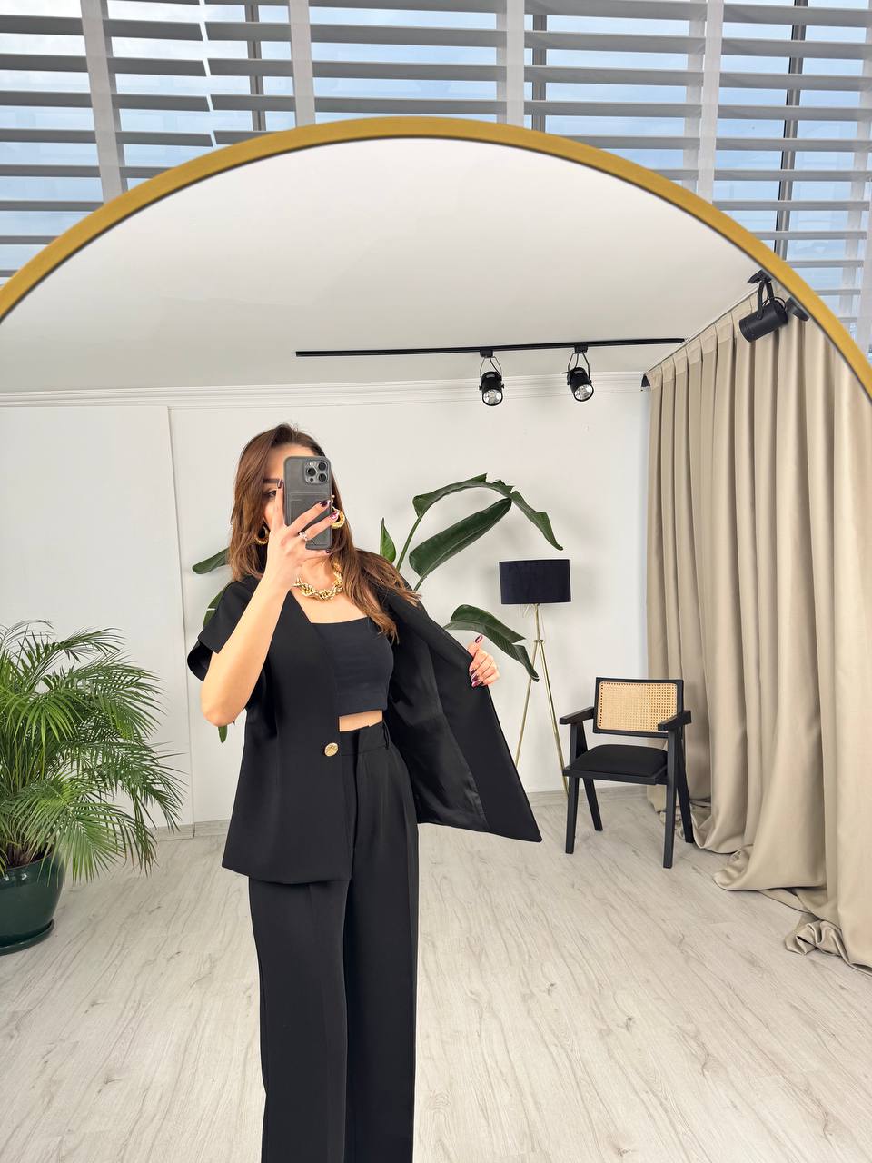 Siyah%20Tok%20Krep%20Kumaş%20Gold%20Düğme%20Ceket%20Pantolon%20Takım