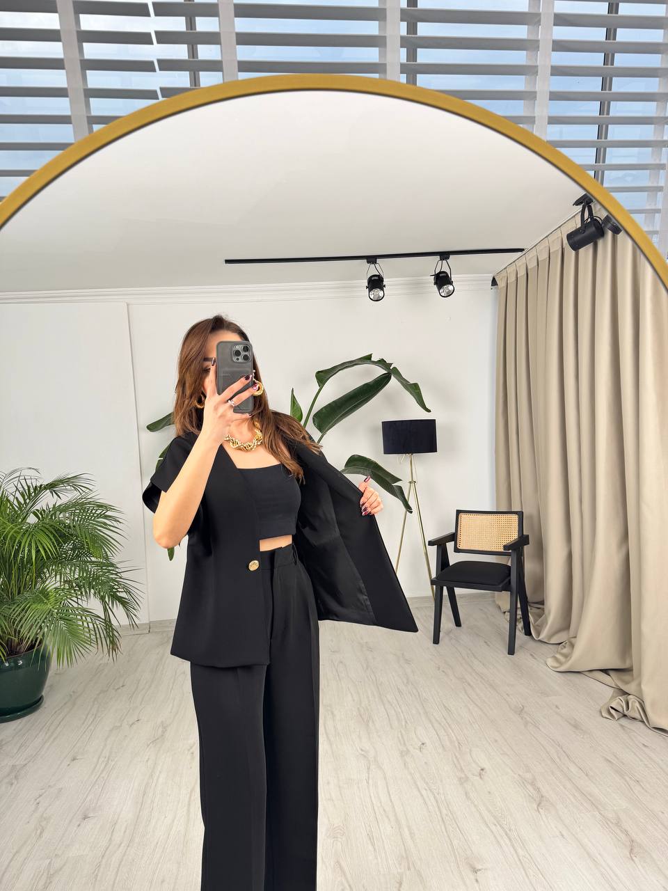 Siyah%20Tok%20Krep%20Kumaş%20Gold%20Düğme%20Ceket%20Pantolon%20Takım