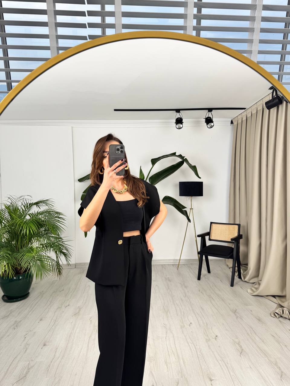 Siyah%20Tok%20Krep%20Kumaş%20Gold%20Düğme%20Ceket%20Pantolon%20Takım