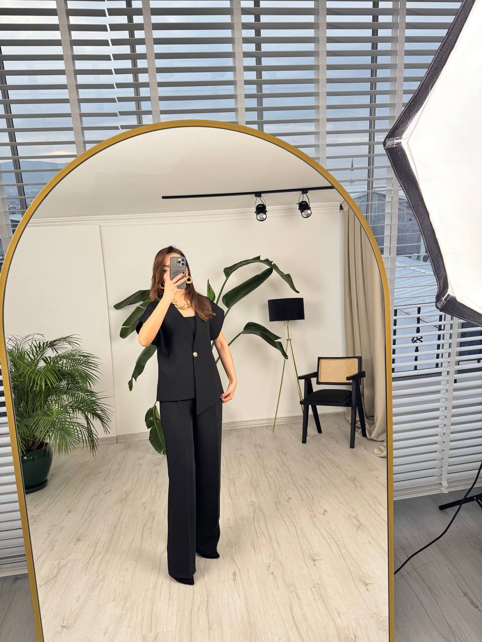 Siyah%20Tok%20Krep%20Kumaş%20Gold%20Düğme%20Ceket%20Pantolon%20Takım