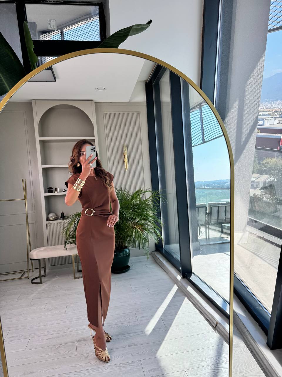 Kahverengi%20Zara%20Model%20Bel%20Tokalı%20Lüks%20Atlas%20Kumaş%20Kalem%20Elbise