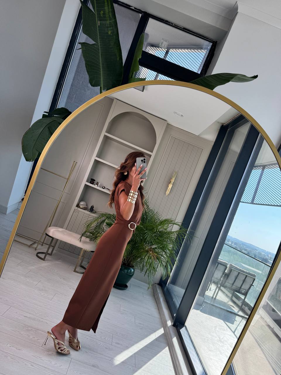 Kahverengi%20Zara%20Model%20Bel%20Tokalı%20Lüks%20Atlas%20Kumaş%20Kalem%20Elbise