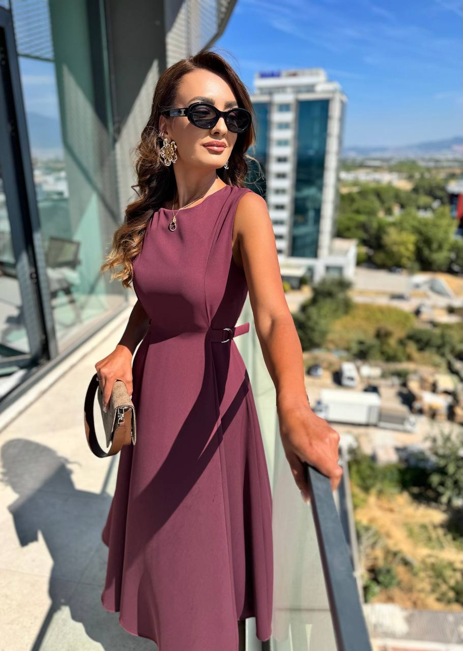 Bordo%20Bel%20Kemer%20Detaylı%20Double%20Crep%20Kumaş%20Midi%20Boy%20Elbise