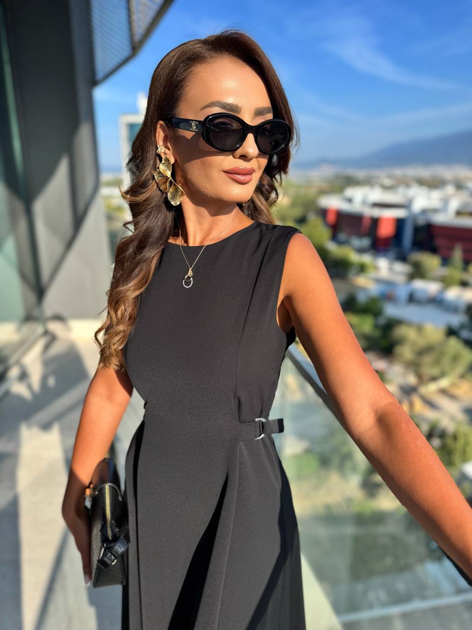 Siyah%20Bel%20Kemer%20Detaylı%20Double%20Crep%20Kumaş%20Midi%20Boy%20Elbise