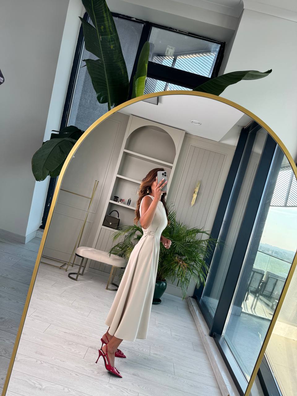 Taş%20Rengi%20Bel%20Kemer%20Detaylı%20Double%20Crep%20Kumaş%20Midi%20Boy%20Elbise