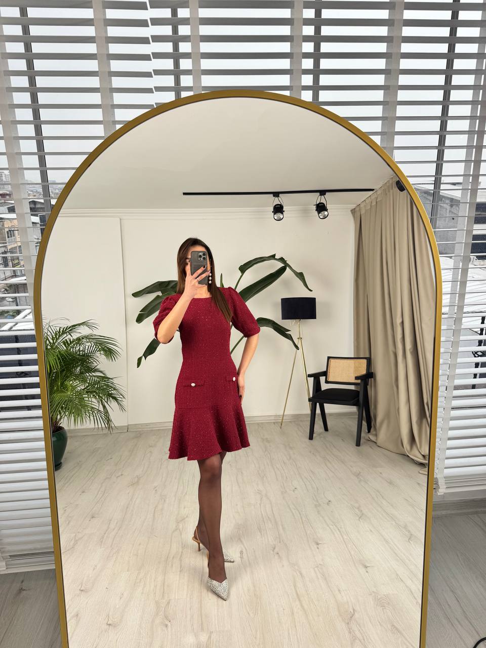 Bordo%20Kol%20Detay%20İnci%20Düğmeli%20Tuvid%20Kumaş%20Elbise
