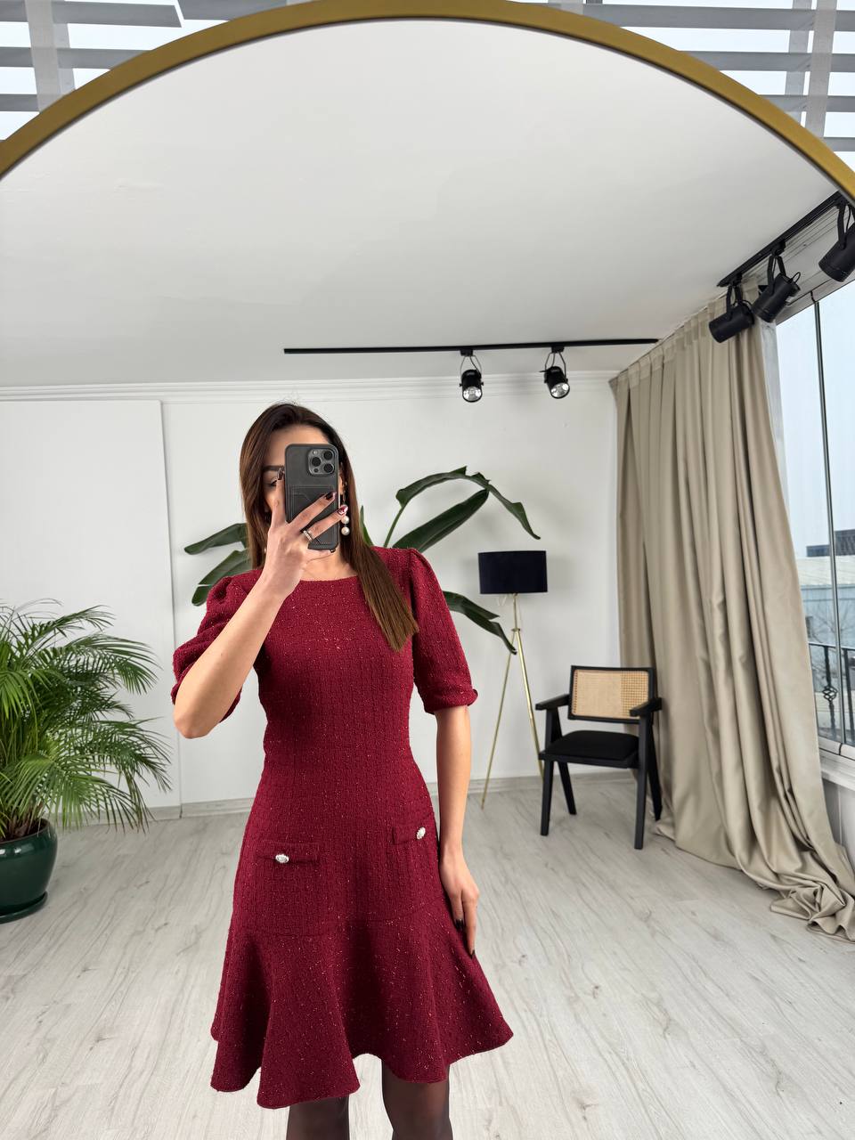 Bordo%20Kol%20Detay%20İnci%20Düğmeli%20Tuvid%20Kumaş%20Elbise