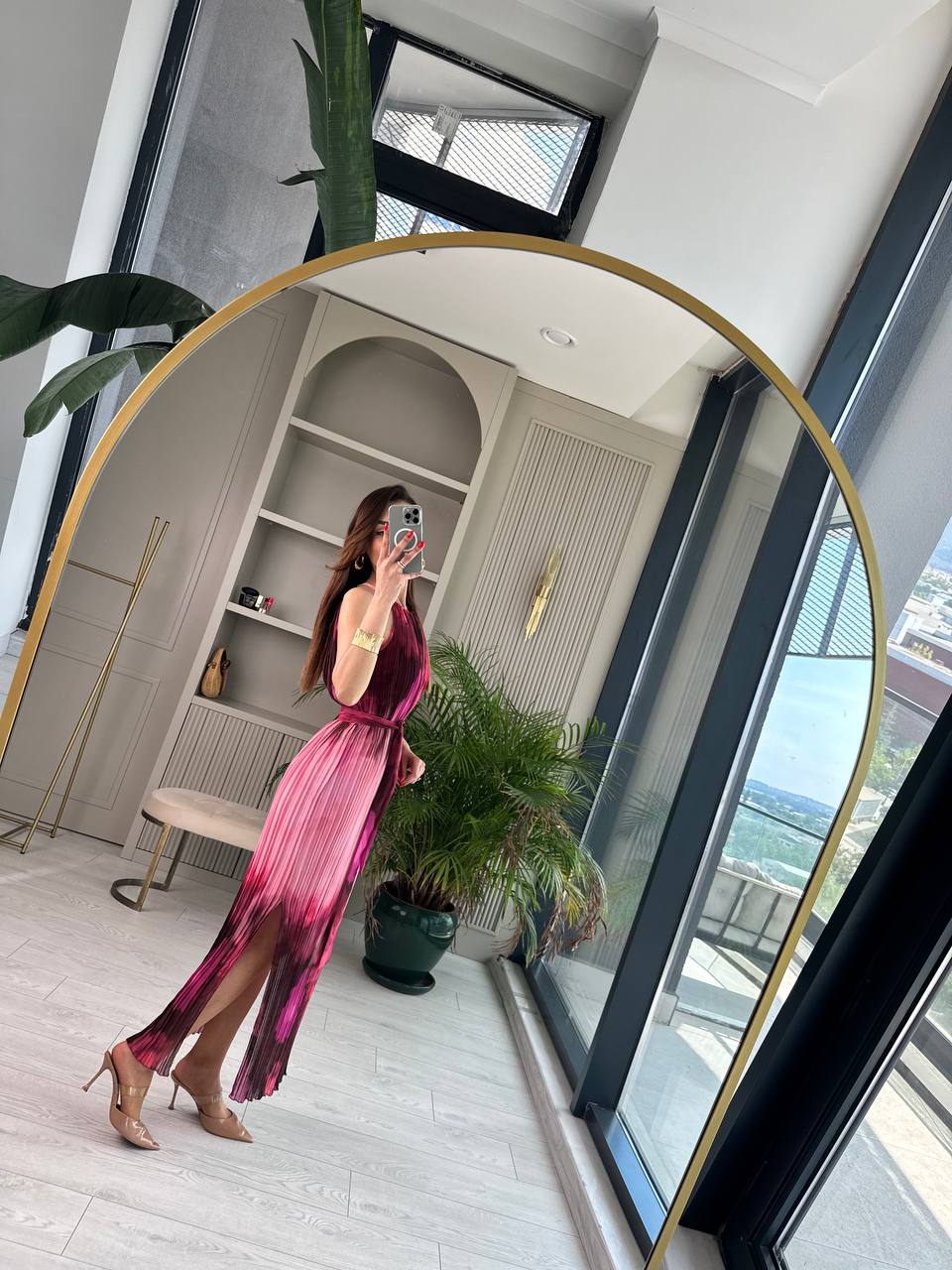 Fuşya%20Geçişli%20Astarlı%20İnce%20Piliseli%20Şifon%20Elbise