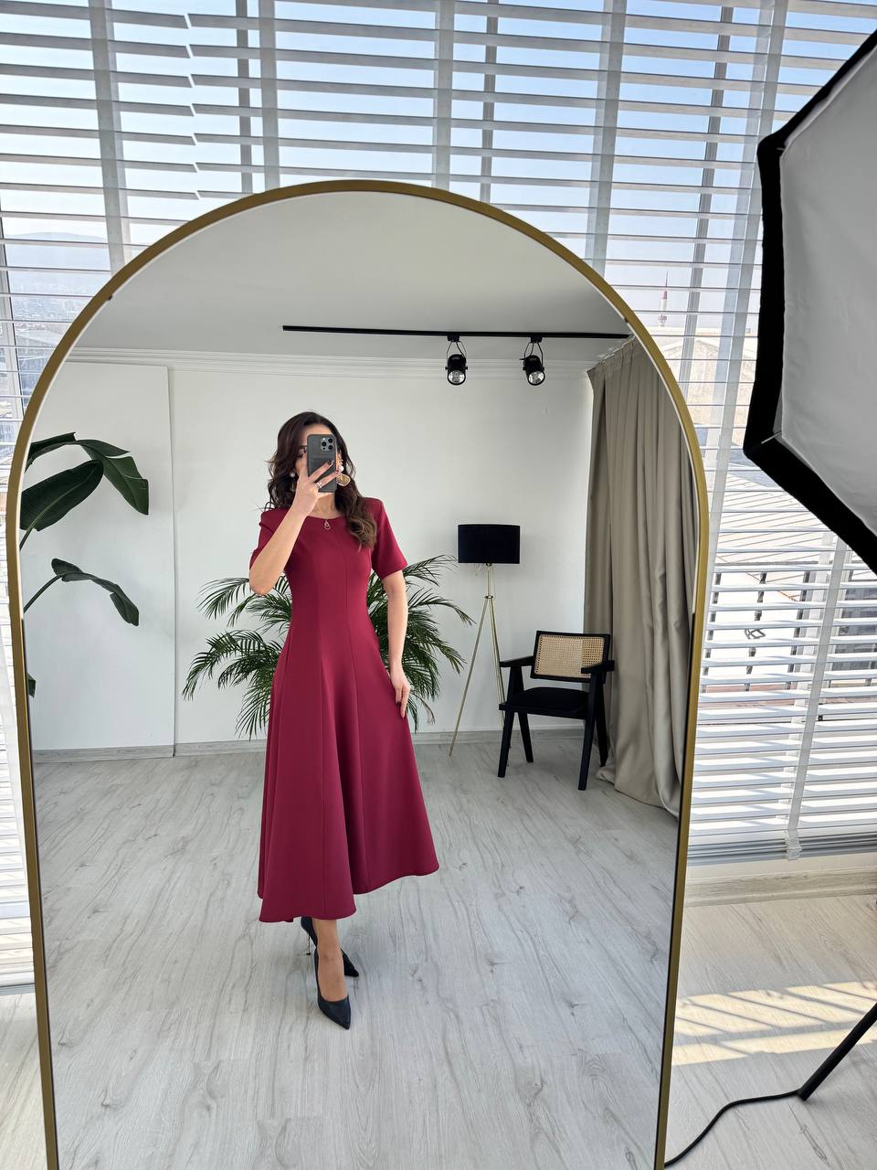 Bordo%20Zara%20Model%20Vatkalı%20Atlas%20Kumaş%20Midi%20Boy%20Elbise