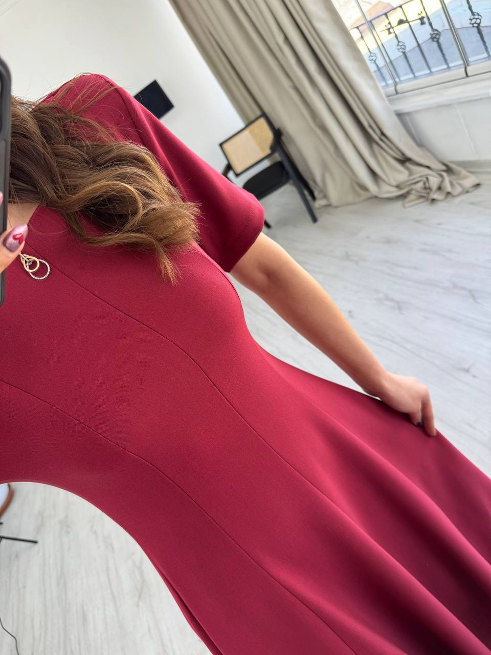 Bordo%20Zara%20Model%20Vatkalı%20Atlas%20Kumaş%20Midi%20Boy%20Elbise