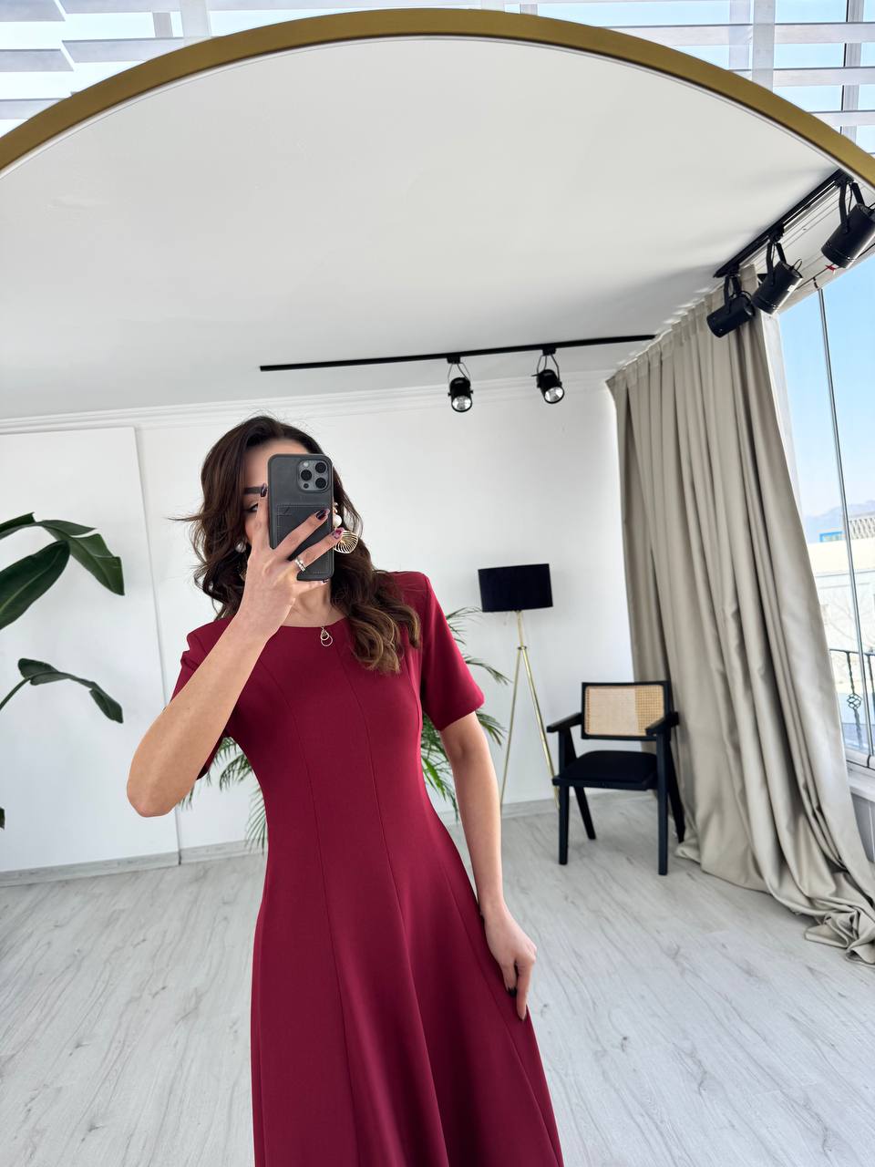 Bordo%20Zara%20Model%20Vatkalı%20Atlas%20Kumaş%20Midi%20Boy%20Elbise