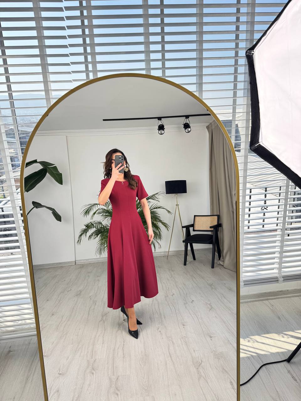 Bordo%20Zara%20Model%20Vatkalı%20Atlas%20Kumaş%20Midi%20Boy%20Elbise