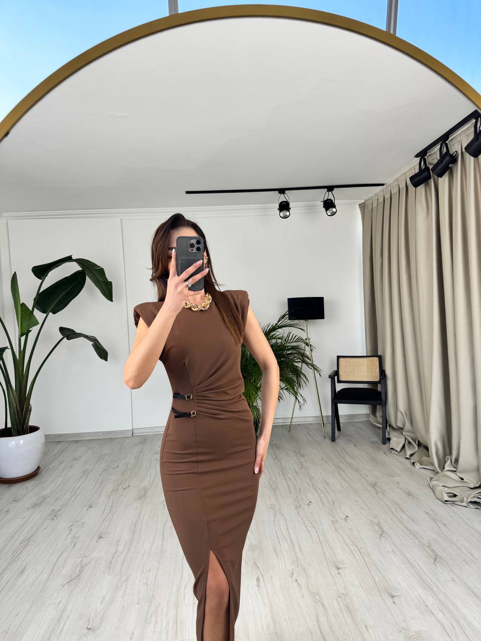 Kahverengi%20Zara%20Model%20Süs%20Kemerli%20Kalem%20Elbise