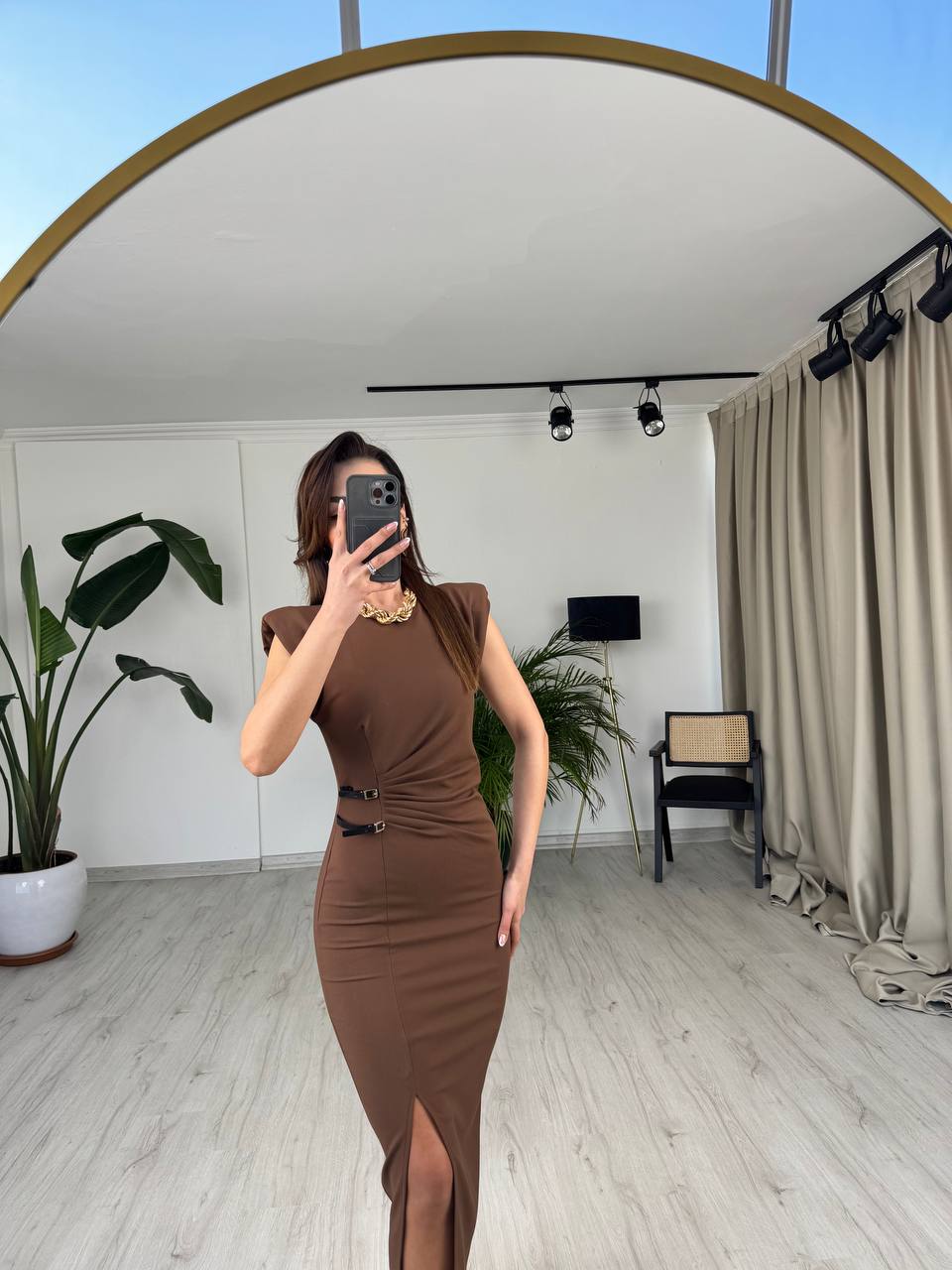 Kahverengi%20Zara%20Model%20Süs%20Kemerli%20Kalem%20Elbise