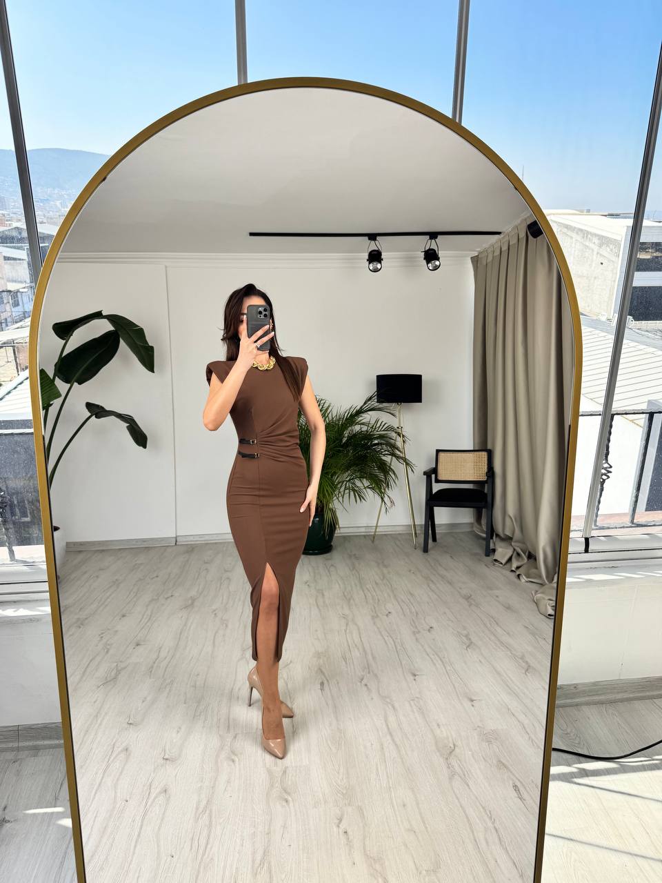 Kahverengi%20Zara%20Model%20Süs%20Kemerli%20Kalem%20Elbise