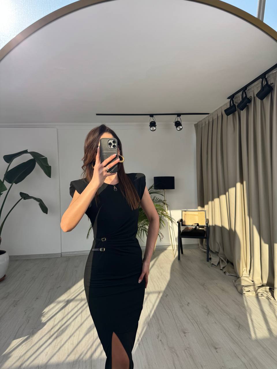 Siyah%20Zara%20Model%20Süs%20Kemerli%20Kalem%20Elbise