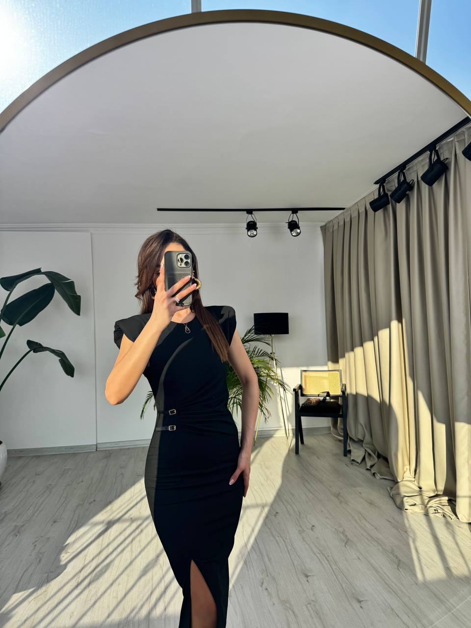 Siyah%20Zara%20Model%20Süs%20Kemerli%20Kalem%20Elbise