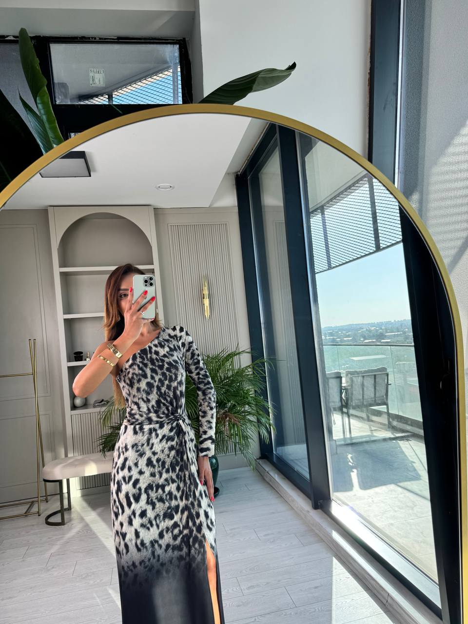 Siyah%20Tonlu%20Leopar%20Desen%20Likralı%20Buzy%20Kumaş%20Elbise