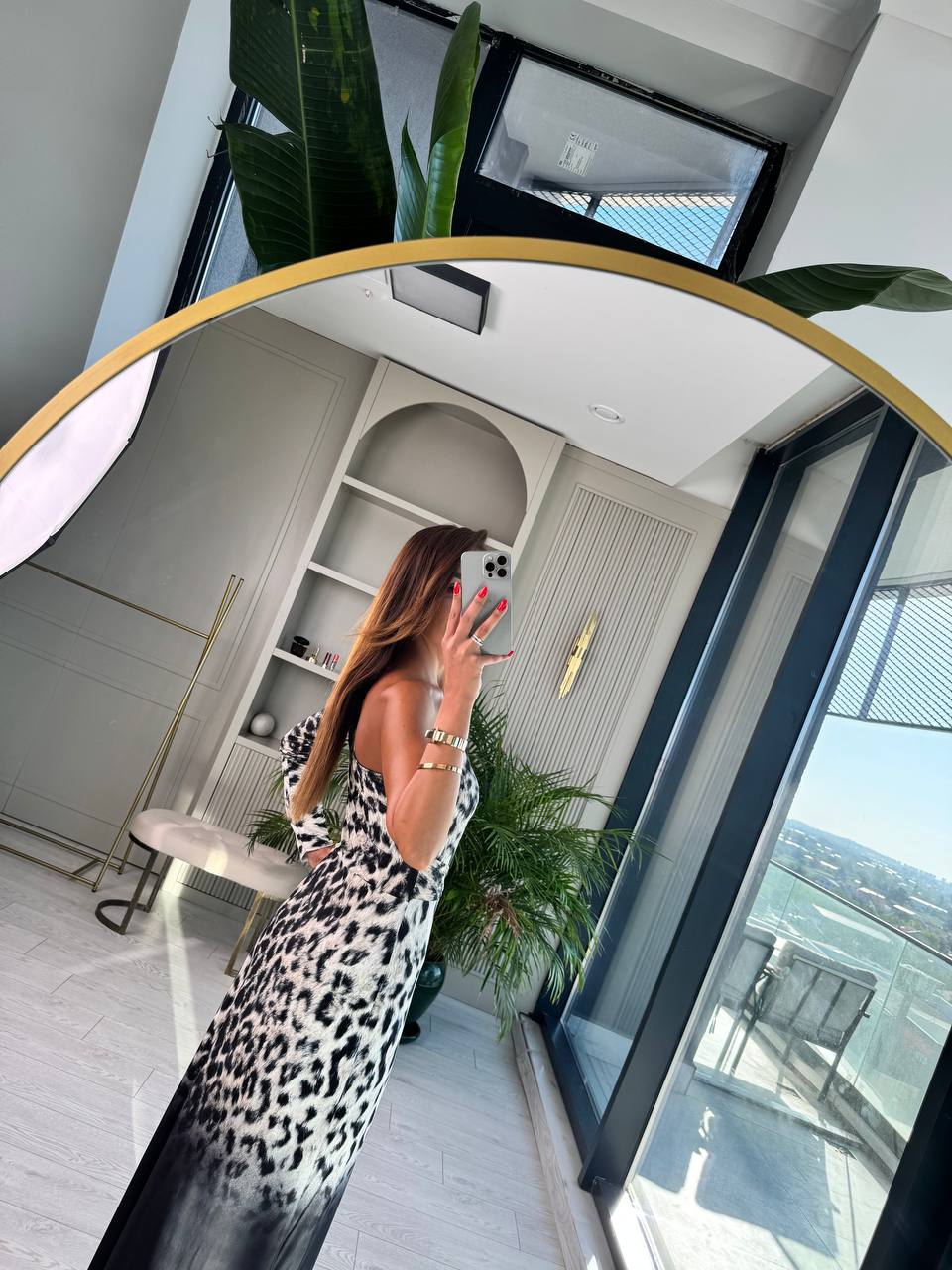 Siyah%20Tonlu%20Leopar%20Desen%20Likralı%20Buzy%20Kumaş%20Elbise