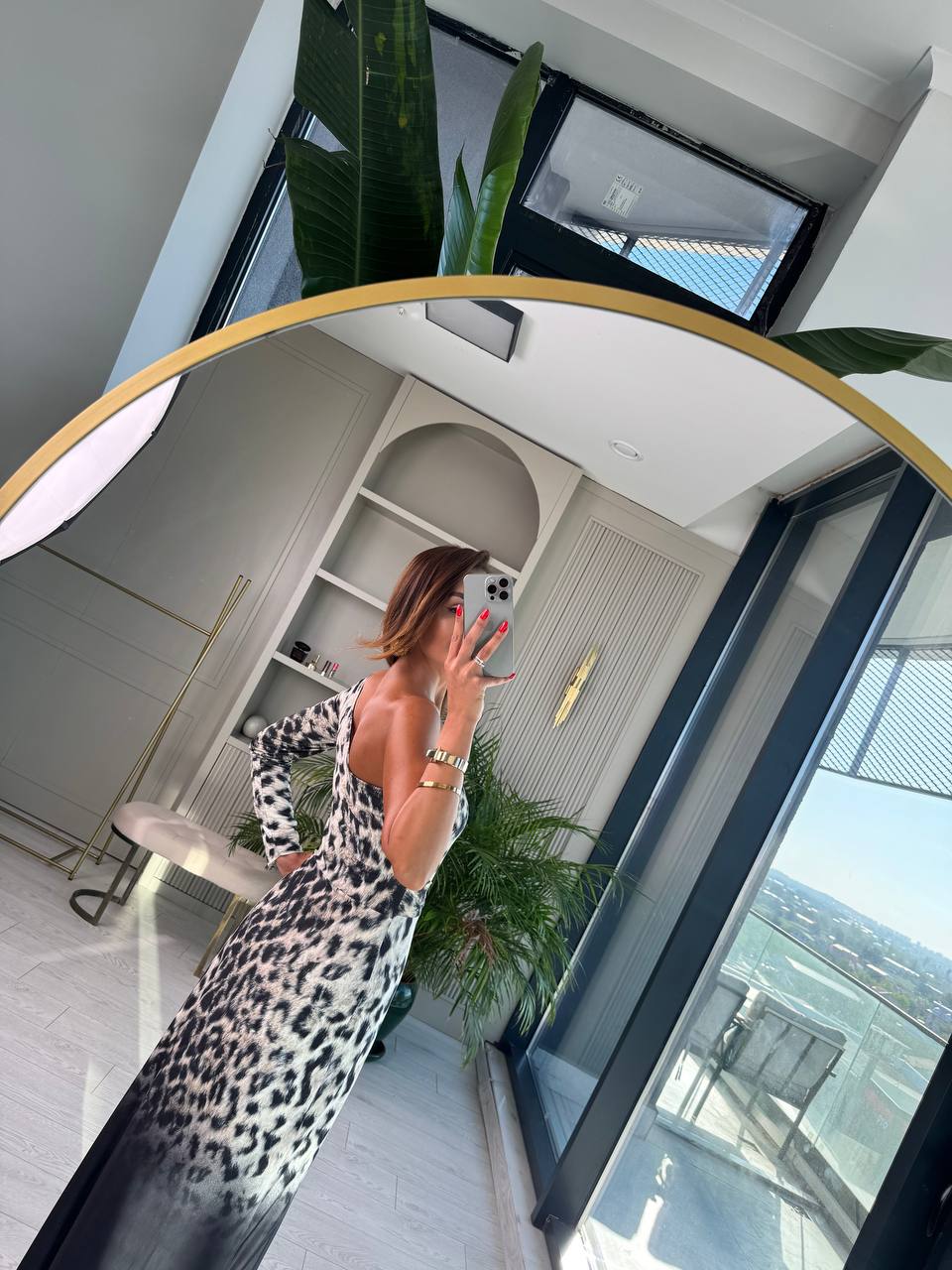 Siyah%20Tonlu%20Leopar%20Desen%20Likralı%20Buzy%20Kumaş%20Elbise