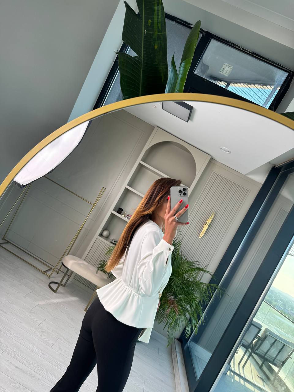 Ekru%20Bel%20Aksesuar%20Detay%20Vatkalı%20Lüks%20Kalite%20Bluz