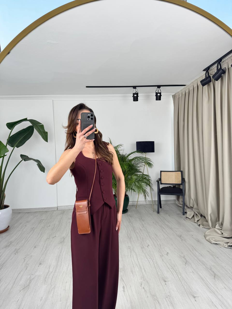 Bordo%20Top%20Düğmeli%20Premium%20İpekli%20Krep%20Kumaş%20Pantolon%20Yelek%20Takım