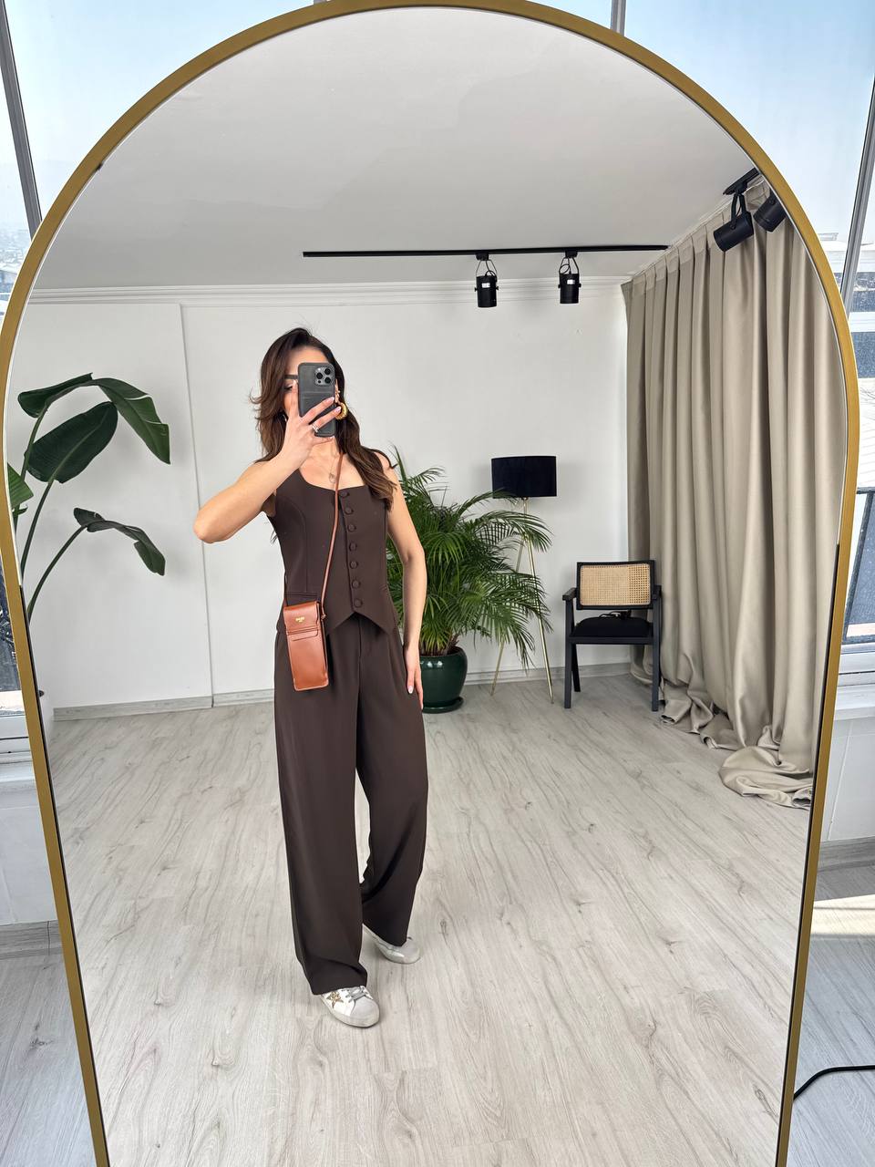 Kahverengi%20Top%20Düğmeli%20Premium%20İpekli%20Krep%20Kumaş%20Pantolon%20Yelek%20Takım