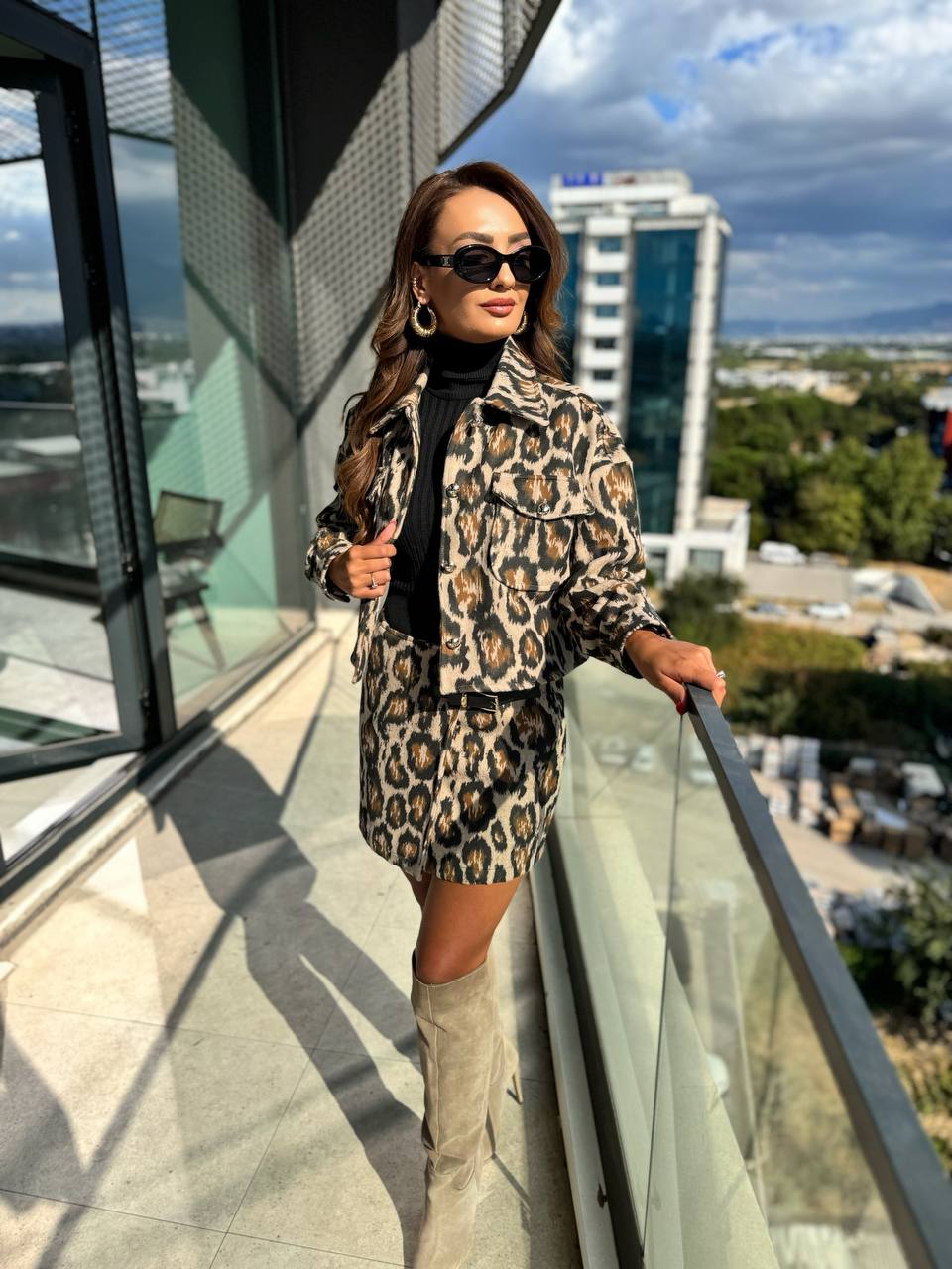 Leopar%20Desen%20Dokulu%20Premium%20Etek%20Ceket%20Takım